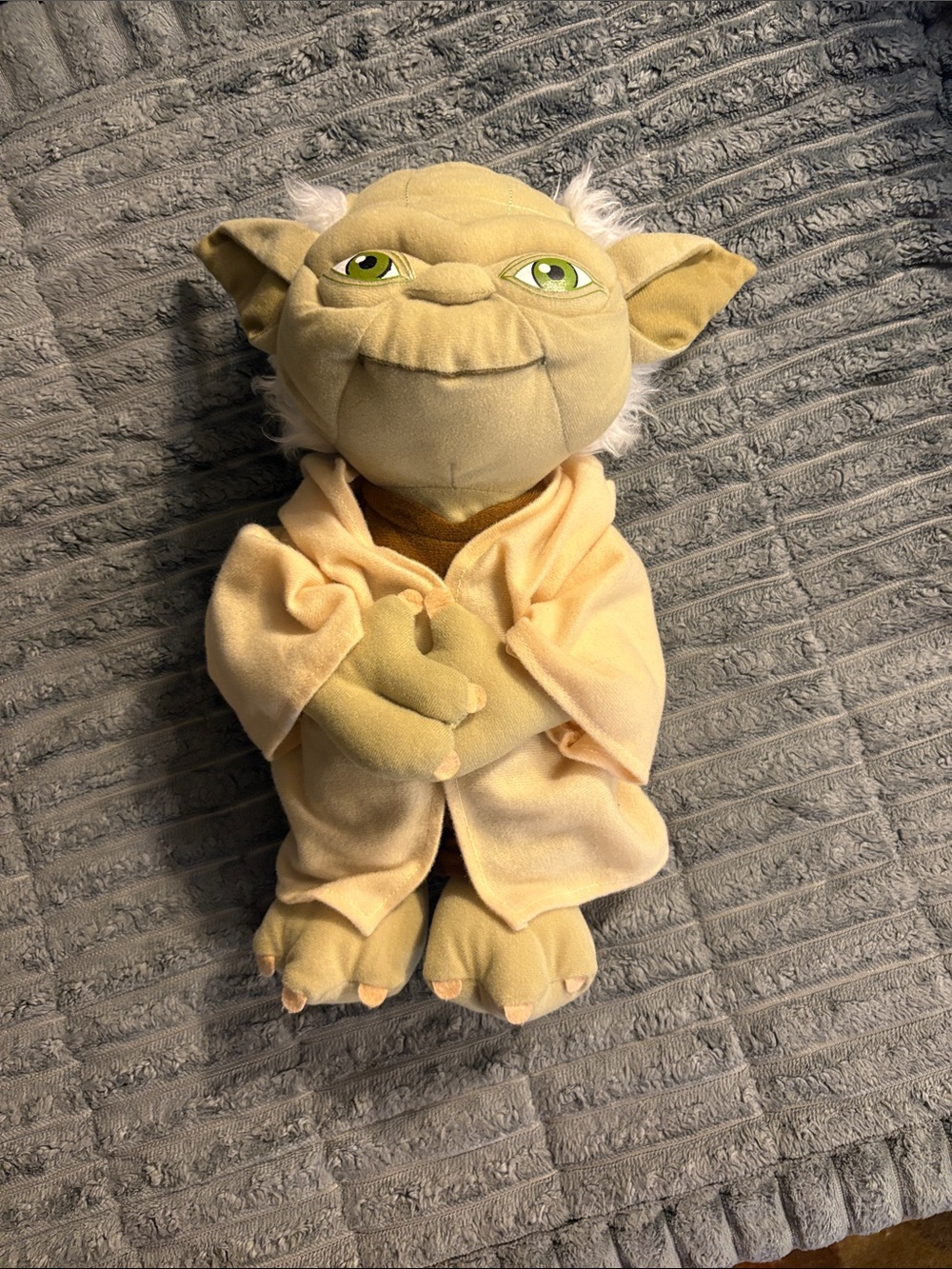 14” Yoda Plush doll figure with carrying backpack straps and tiny zipper pouch